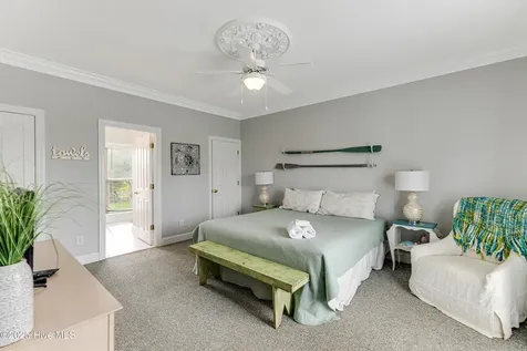 2911 E Pelican Drive Oak Island NC 28465