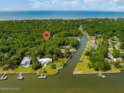 117 White Ash Drive Pine Knoll Shores NC 28512