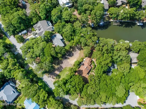 117 White Ash Drive Pine Knoll Shores NC 28512