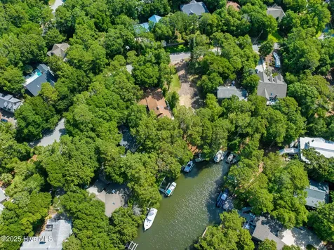 117 White Ash Drive Pine Knoll Shores NC 28512