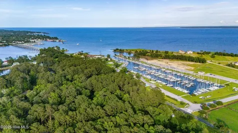 Lot 4 Fairwinds Drive Oriental NC 28571