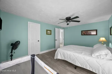 509 Academy Street Oriental NC 28571