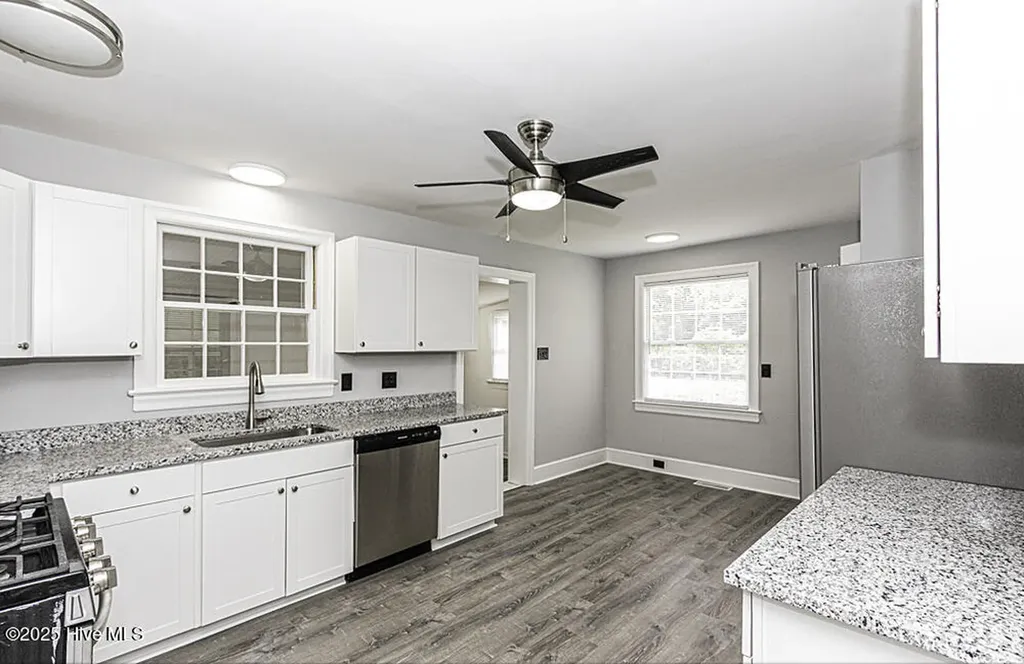 309 Mcgwigan Street Enfield NC 27823
