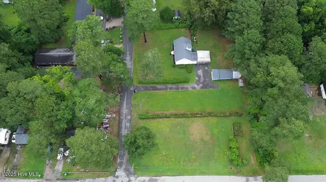 309 Mcgwigan Street Enfield NC 27823