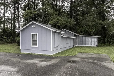 309 Mcgwigan Street Enfield NC 27823
