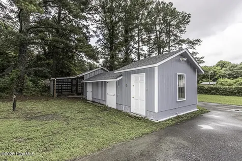 309 Mcgwigan Street Enfield NC 27823