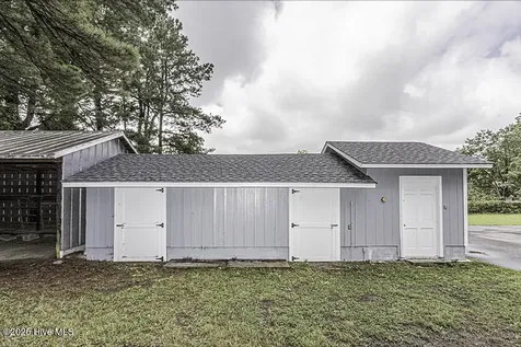 309 Mcgwigan Street Enfield NC 27823