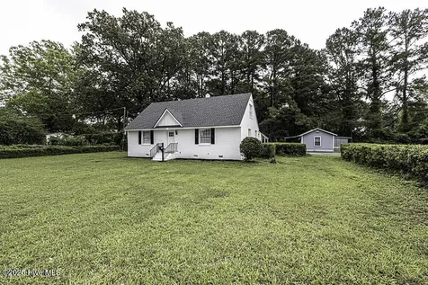 309 Mcgwigan Street Enfield NC 27823