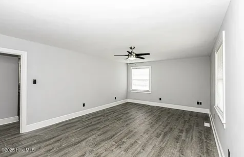 309 Mcgwigan Street Enfield NC 27823