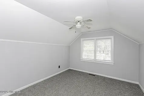 309 Mcgwigan Street Enfield NC 27823