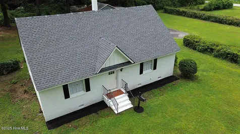 309 Mcgwigan Street Enfield NC 27823