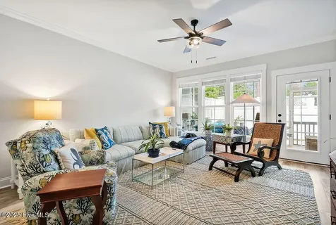 114 W 14th Street Southport NC 28461