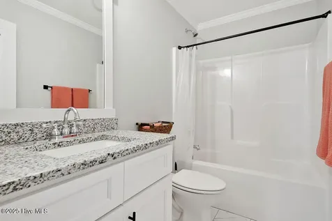 114 W 14th Street Southport NC 28461