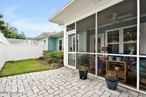114 W 14th Street Southport NC 28461