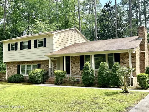 1203 Franklin Avenue Laurinburg NC 28352