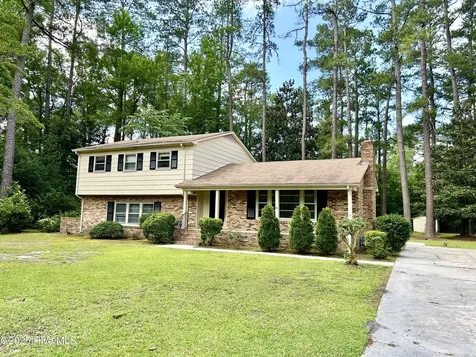 1203 Franklin Avenue Laurinburg NC 28352