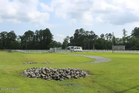 01 Dallas Paul Road Belhaven NC 27810