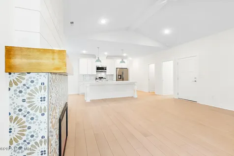 163 NW 4th Street Oak Island NC 28465