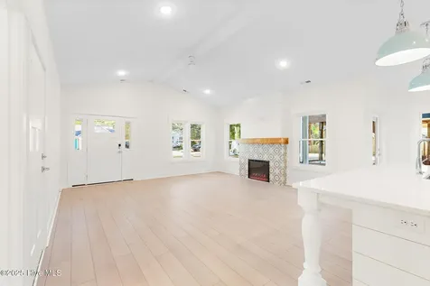 163 NW 4th Street Oak Island NC 28465