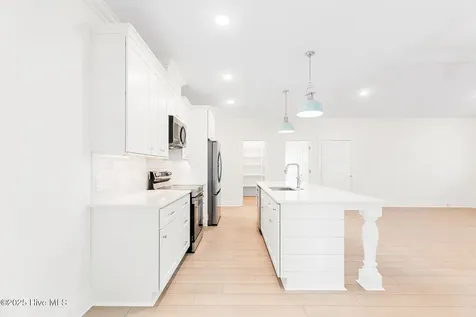 163 NW 4th Street Oak Island NC 28465