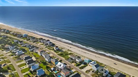 163 NW 4th Street Oak Island NC 28465