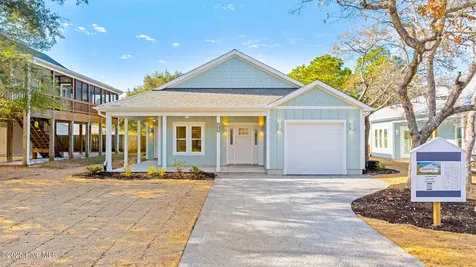 163 NW 4th Street Oak Island NC 28465