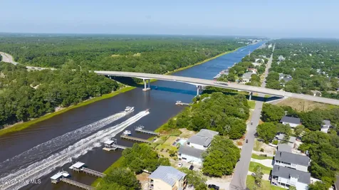 163 NW 4th Street Oak Island NC 28465