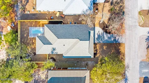 163 NW 4th Street Oak Island NC 28465