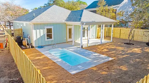 163 NW 4th Street Oak Island NC 28465