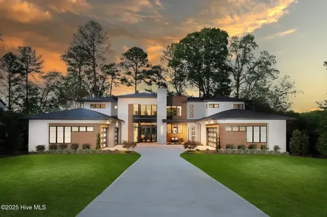 521 Airlie Road Wilmington NC 28403