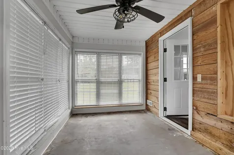 2971 Penderlea Highway Burgaw NC 28425