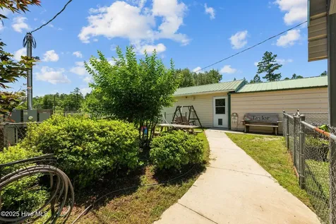 1831 Clarks Road New Bern NC 28562