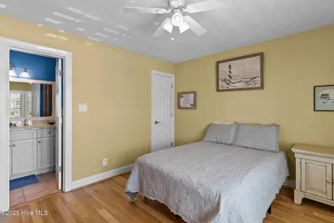 406 Ocean Boulevard W Holden Beach NC 28462