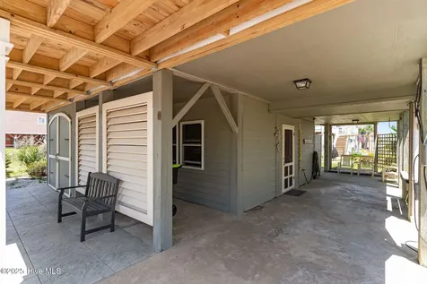 406 Ocean Boulevard W Holden Beach NC 28462