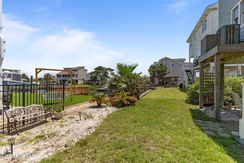 406 Ocean Boulevard W Holden Beach NC 28462