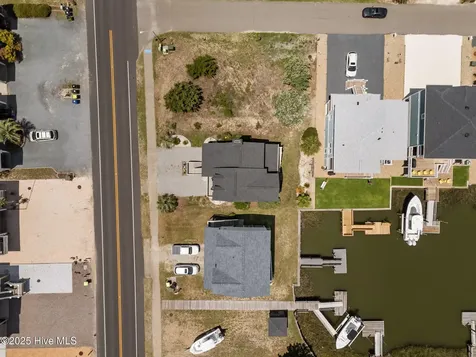406 Ocean Boulevard W Holden Beach NC 28462