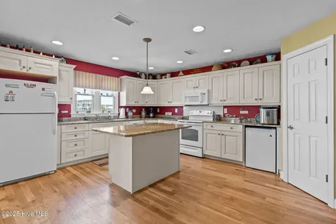 406 Ocean Boulevard W Holden Beach NC 28462