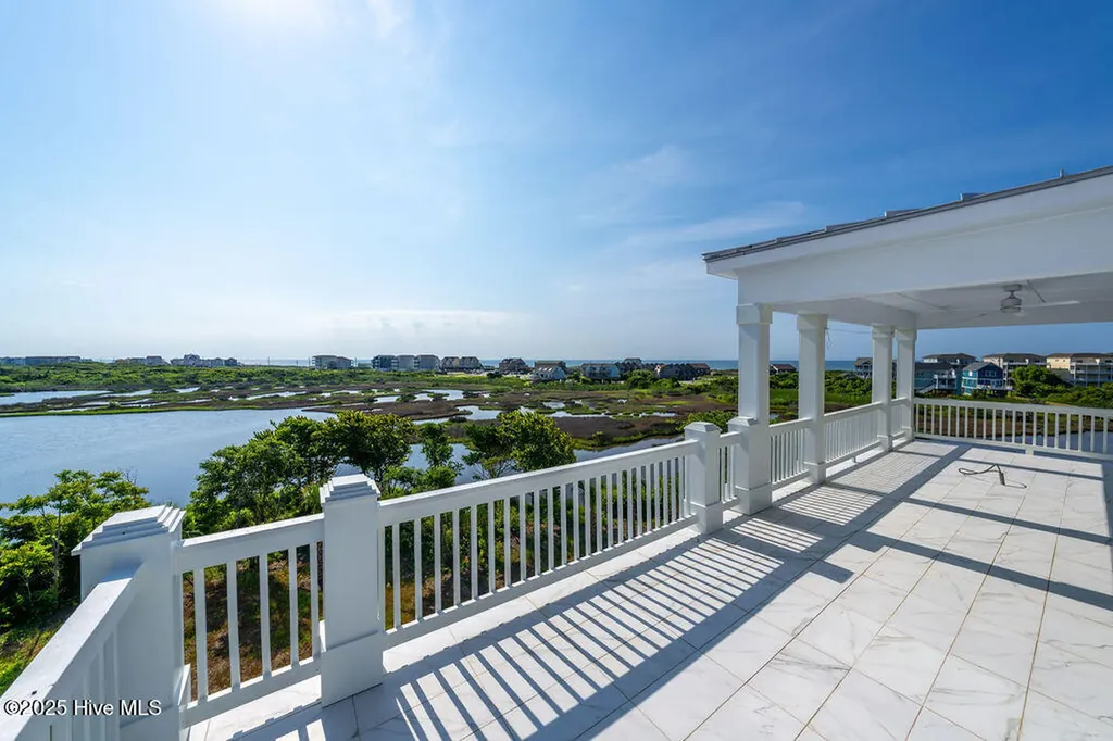 53 Sailview Drive North Topsail Beach NC 28460