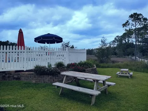 510 Shipmast Court Beaufort NC 28516