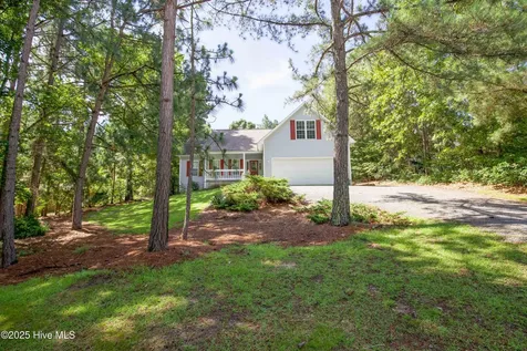 130 Pinecone Court Seven Lakes NC 27376
