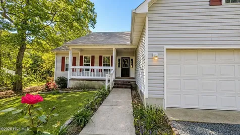 130 Pinecone Court Seven Lakes NC 27376