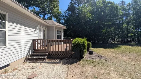 130 Pinecone Court Seven Lakes NC 27376