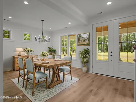 104 Indian Trail Beaufort NC 28516