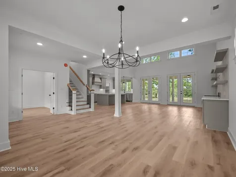 104 Indian Trail Beaufort NC 28516