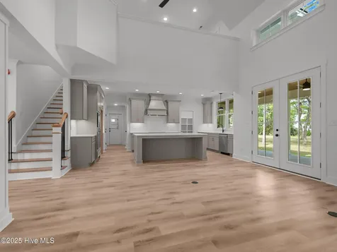 104 Indian Trail Beaufort NC 28516