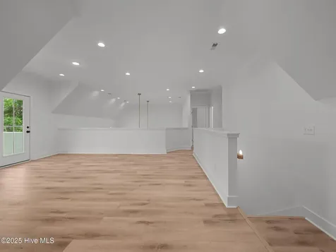 104 Indian Trail Beaufort NC 28516