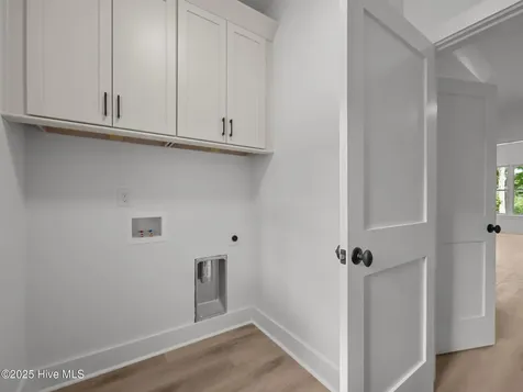 104 Indian Trail Beaufort NC 28516