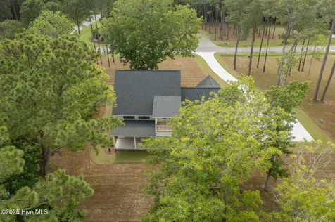 104 Indian Trail Beaufort NC 28516