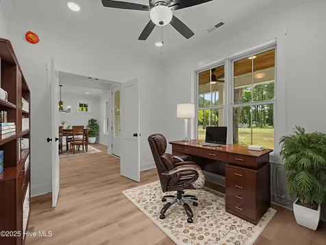 104 Indian Trail Beaufort NC 28516