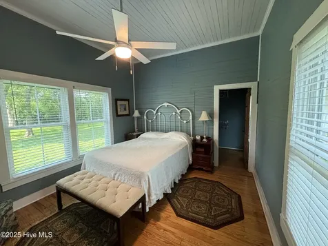 217 N Howard Street Chadbourn NC 28431
